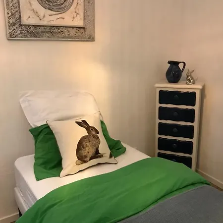 Moderne A Forcalquier, Provence Apartman
