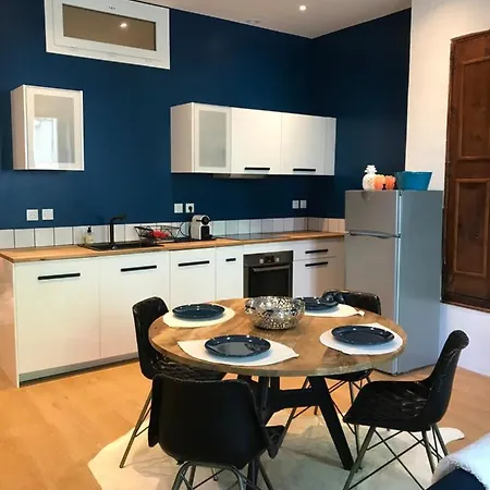 Moderne A Forcalquier, Provence Apartman Forcalquier